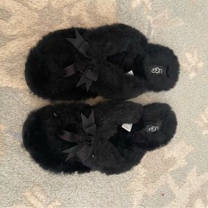 UGG - slippers
